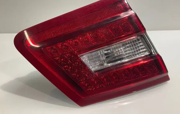 Mercedes-Benz E W212 Tailgate rear/tail lights