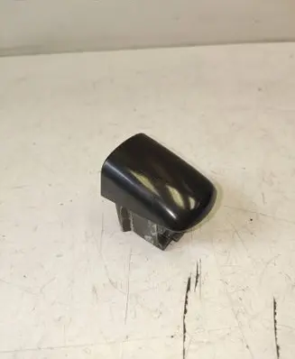 Peugeot 3008 I Rear door handle cover 9684561577 9684561777 9686142577