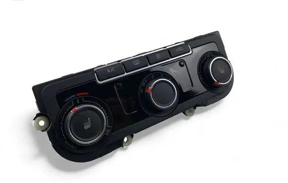 Volkswagen Tiguan Interior fan control switch 1K8907426AQ
