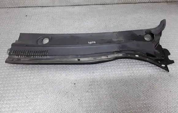 Toyota Avensis T250 Wiper trim 5578205030