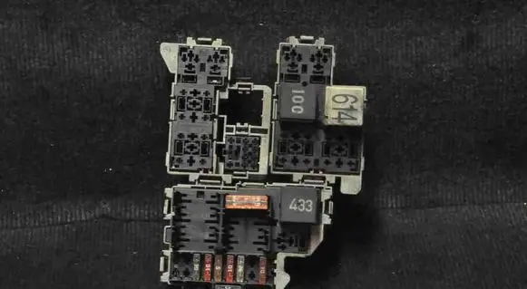 Porsche Cayenne (92A) Fuse box set 3D0951253A 8E0951253