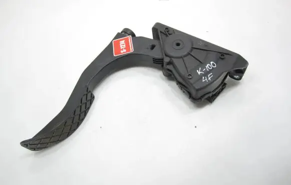 Audi A6 S6 C6 4F Accelerator throttle pedal 4F1723523A 6PV00898404 061004