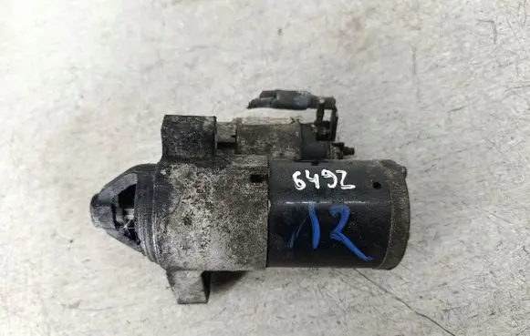 Peugeot 308 Starter motor