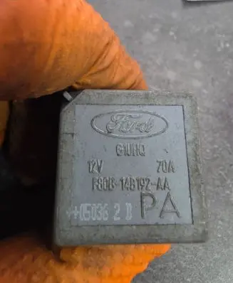 Ford Mondeo MK II Other relay F80B14B192AA