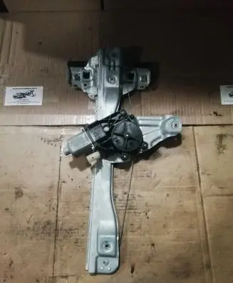Chevrolet Volt I Rear door window regulator motor 0130822465