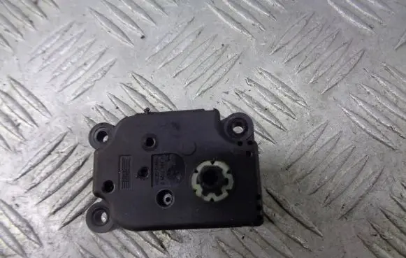 Fiat Croma A/C air flow flap actuator/motor 985100V