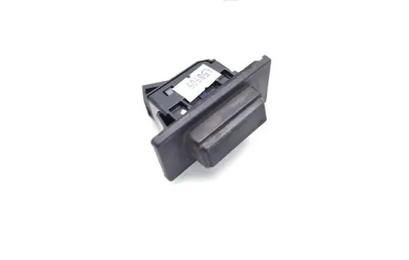 Tailgate opening switch
