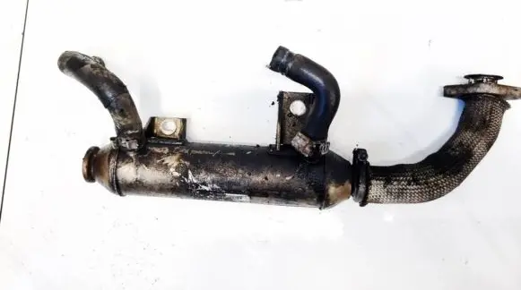Alfa Romeo 147 EGR valve cooler 870552u 874236f