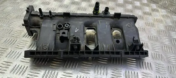 Nissan Qashqai Intake manifold 140030983R 1072535S02