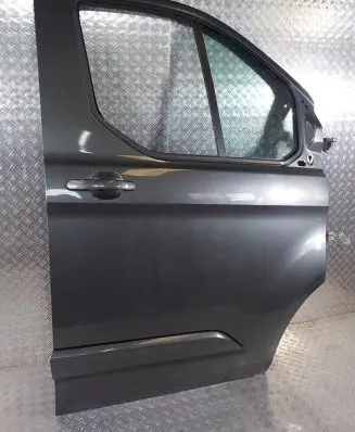 Ford Tourneo Custom Front door