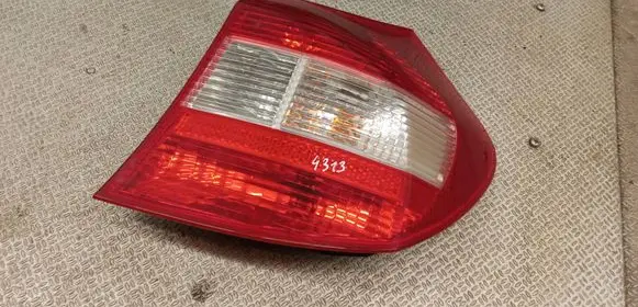 BMW 1 E81 E87 Rear/tail lights 6924502