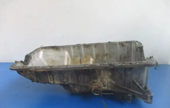 Ford Explorer Oil sump 90TM-6676-AC