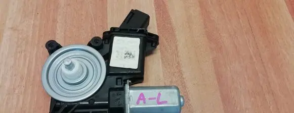 Opel Insignia B Rear door window regulator motor 39176512 A2C7384351400 HC3S47