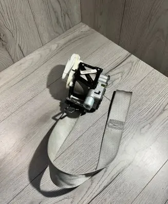 Mercedes-Benz CLK AMG A209 C209 Front seatbelt 00493734918888