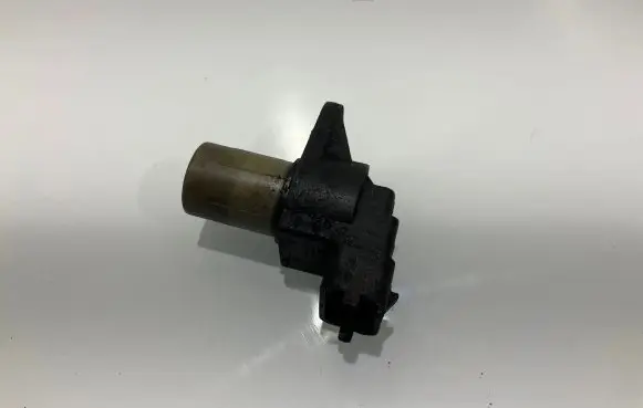 Mercedes-Benz E W211 Camshaft position sensor A0031539728