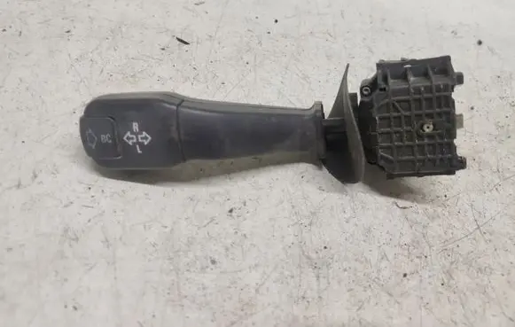 BMW 5 E39 Indicator stalk