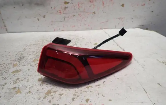 Hyundai Kona I Rear/tail lights 92402J95