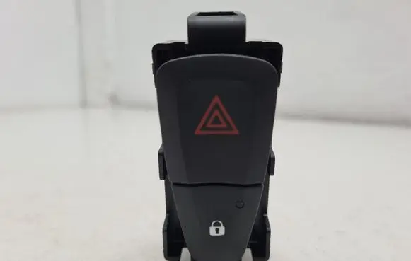 Dacia Sandero Hazard light switch 252905668RB
