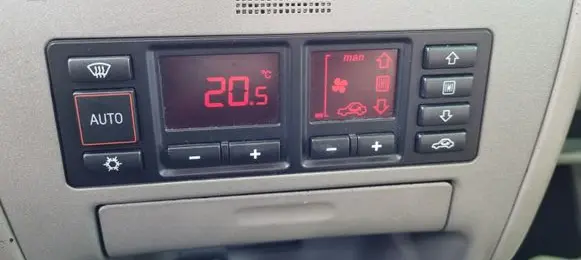 Audi A3 S3 8L Climate control unit 8L0820043D