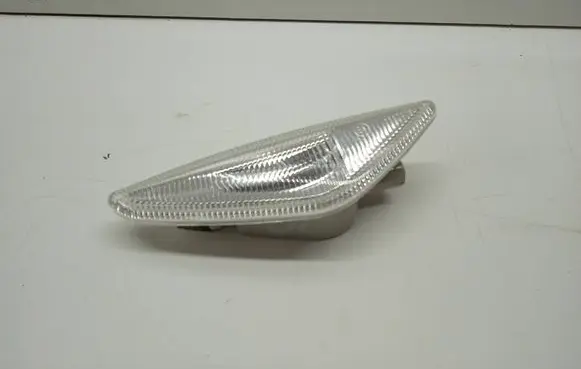 BMW X5 E70 Front fender indicator light 084441412R