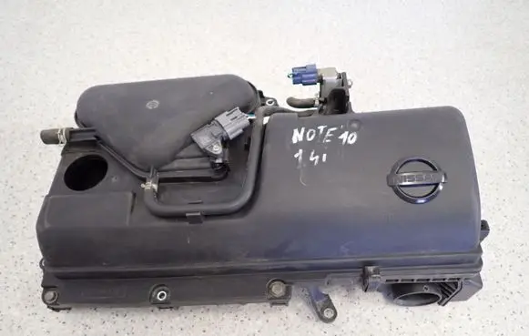 Nissan Note (E11) Air filter box cover 
