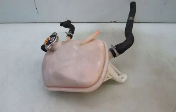KIA Xceed Coolant expansion tank/reservoir 25430F3300