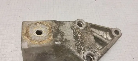 Peugeot 206 Engine mounting bracket 96249888
