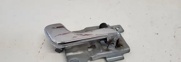 Mitsubishi Pajero Front door interior handle 