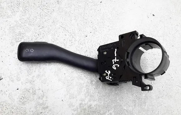 Audi A6 S6 C4 4A Light switch 8l0953513