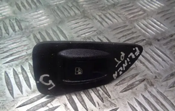 Fiat Linea Electric window control switch