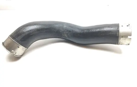 BMW 5 F10 F11 Intercooler hose/pipe 7810615