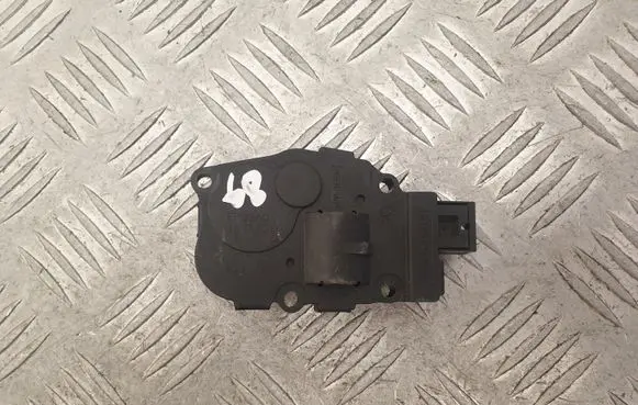 Porsche Cayenne (92A) Intake manifold valve actuator/motor 52424892 EFB340