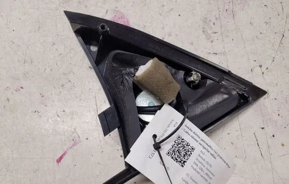 KIA Sorento Front door high frequency speaker 963503E000