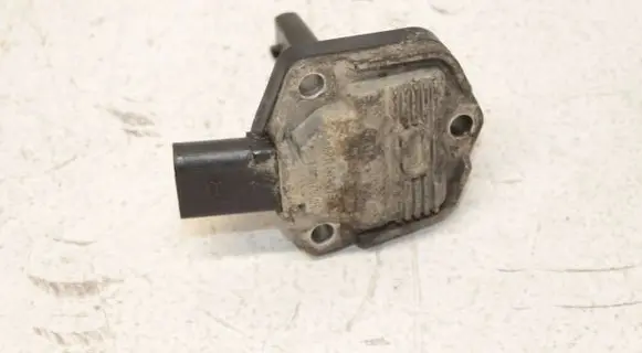 Audi A4 S4 B6 8E 8H Oil level sensor 1J0907660C