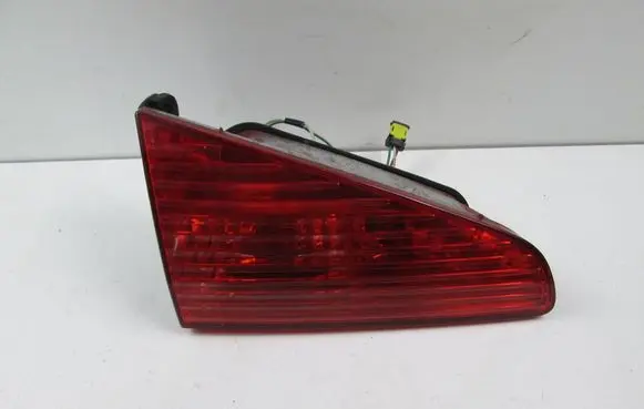Peugeot 607 Rear/tail lights 