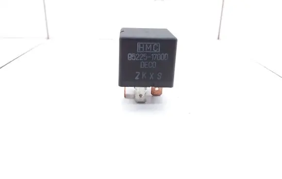 KIA Carens I Other relay 9522517000