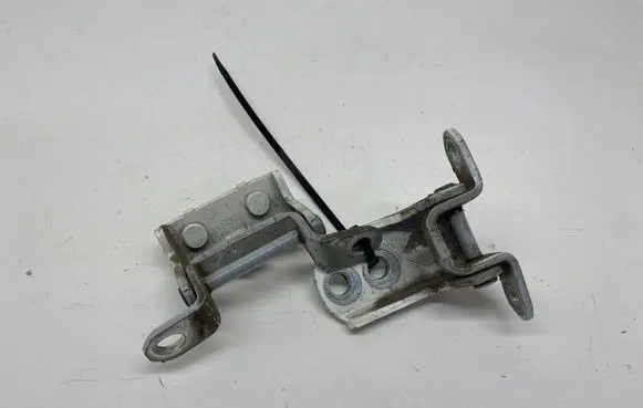 Nissan Qashqai Rear door hinge set 