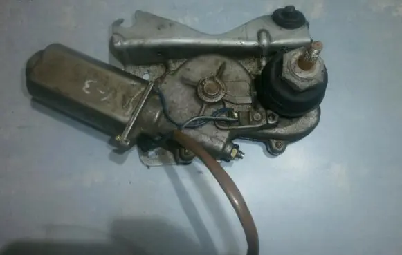 Mazda MX-3 Rear window wiper motor 8491006552