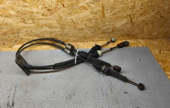 Gear shift cable linkage