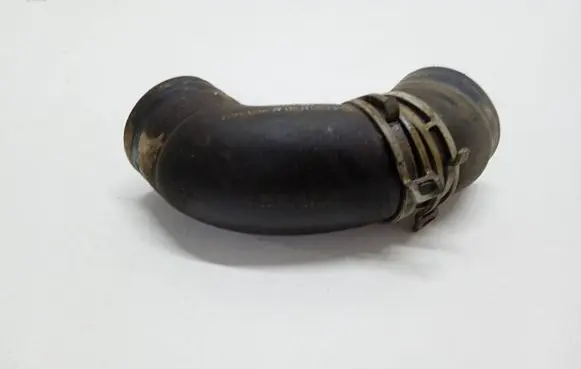 Skoda Octavia Mk3 (5E) Air intake hose/pipe 04L131521AR