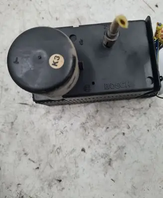 Mercedes-Benz C W202 Central locking vacuum pump 2028001048