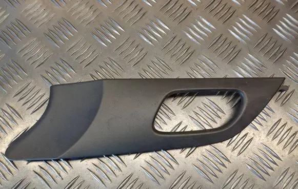 Peugeot 407 Front door interior handle trim 9643531377