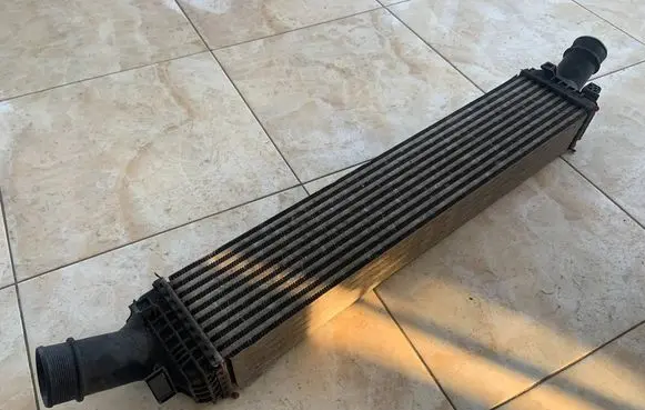 Audi A6 S6 C7 4G Intercooler radiator 8K0145805E