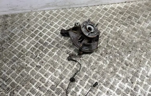Mazda CX-5 Front wheel hub