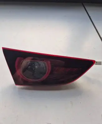 Mazda 3 Tailgate rear/tail lights BCJH513G0