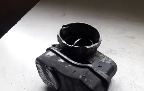 Volkswagen PASSAT B6 Engine shut-off valve 03G128063B