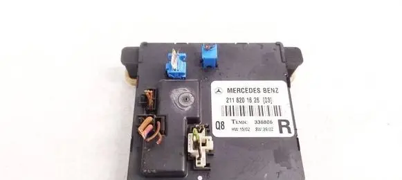 Mercedes-Benz E W211 Door control unit/module 2118201626