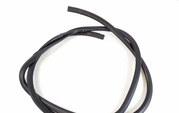 Lexus RX 450H Front door rubber seal 6231148070