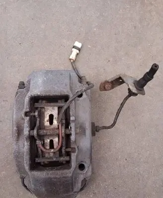 Porsche Boxster 987 Front brake caliper 986351421