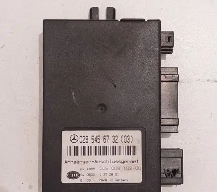 Mercedes-Benz C W203 Tow bar trailer control unit/module 0295456732 5DS00810200